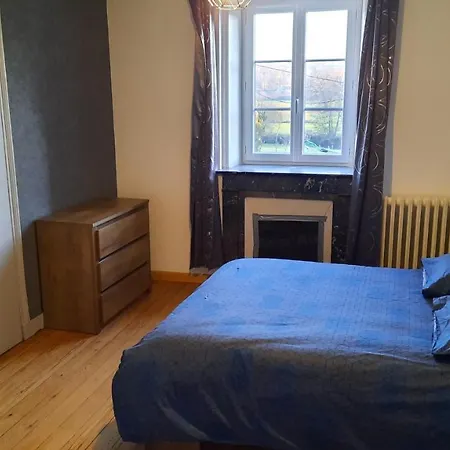 Les Mancelles Apartament *